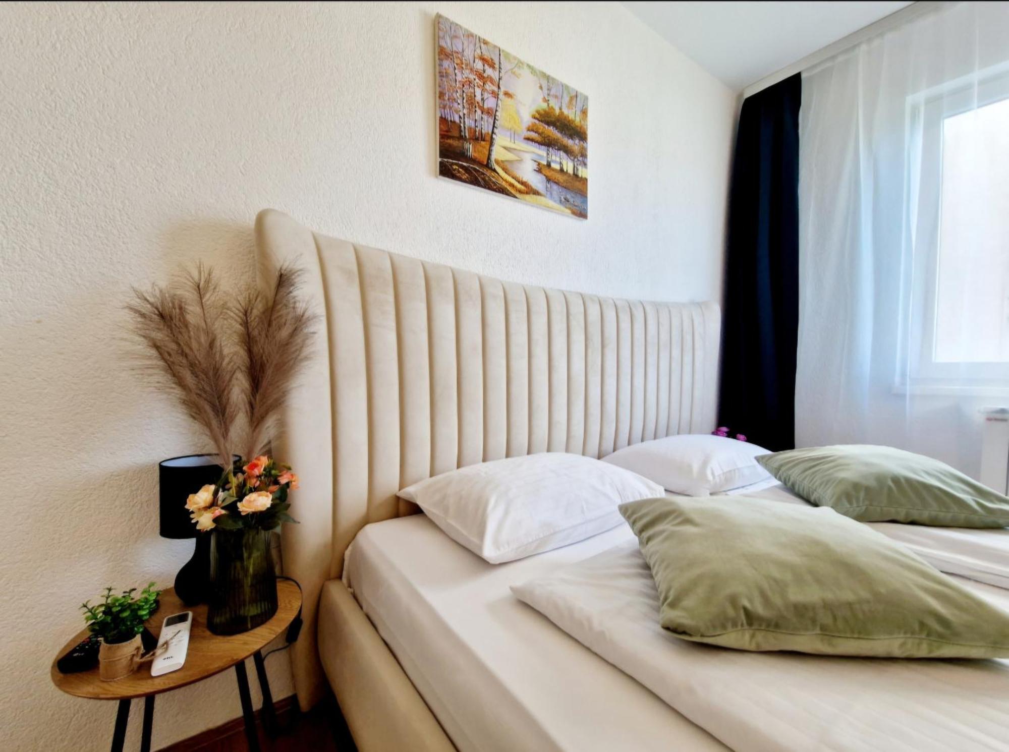 Pacifik Lux & Private Garage Apartment